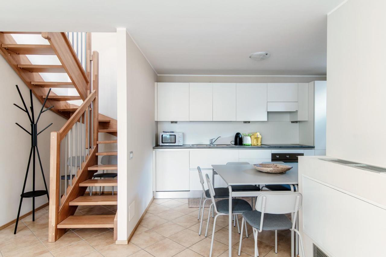 Sky Attic 72 - The House Of Travelers Como Exterior foto